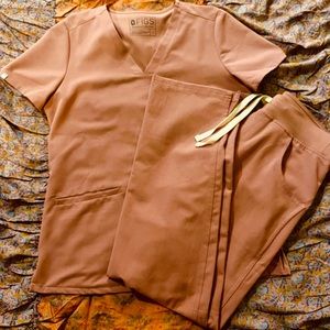 Figs Scrub Set- Mauve